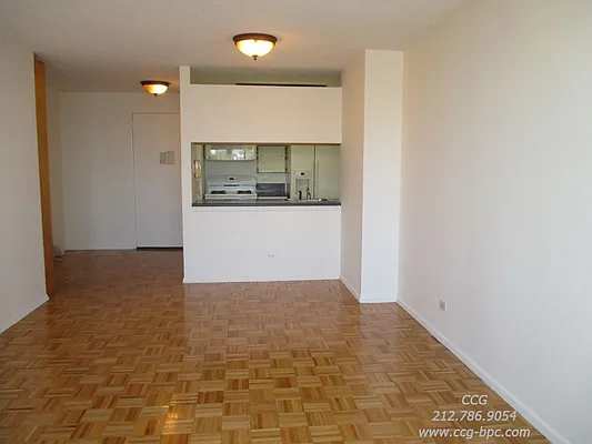 Rented by CCG Real Estate Brokerage | media 21