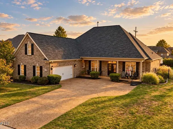 2861 Summer Oaks Pl, Southaven, MS 38672