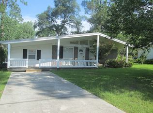 318 Harmon Rd, Swainsboro, GA 30401