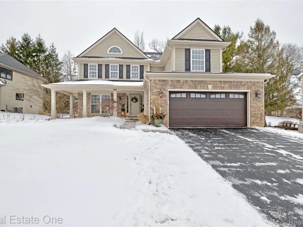 545 Sandhurst St, Oxford, MI 48371