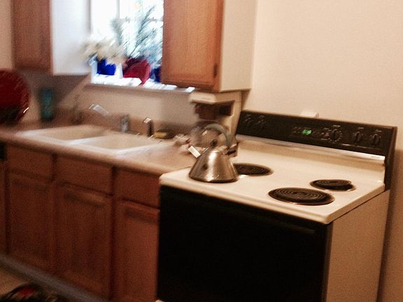 3rd image of 2722-2724 Sulphur Ave