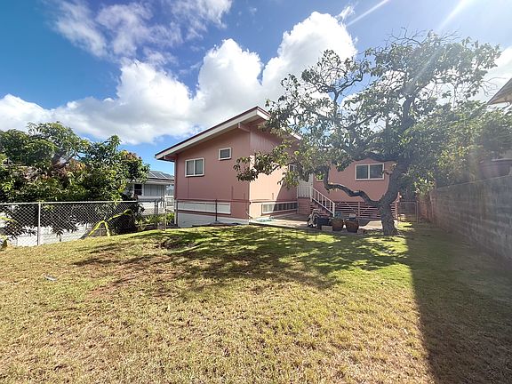 4th image of 2144 Haena Dr