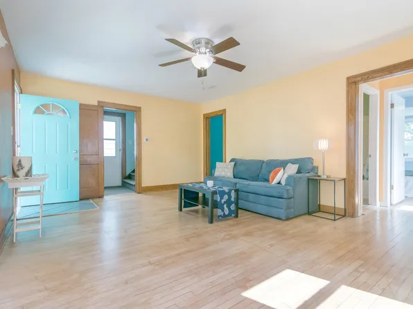 615 Pine St, Madison, WI 53715
