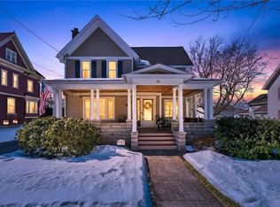 33 Dunning Ave, Webster, NY 14580