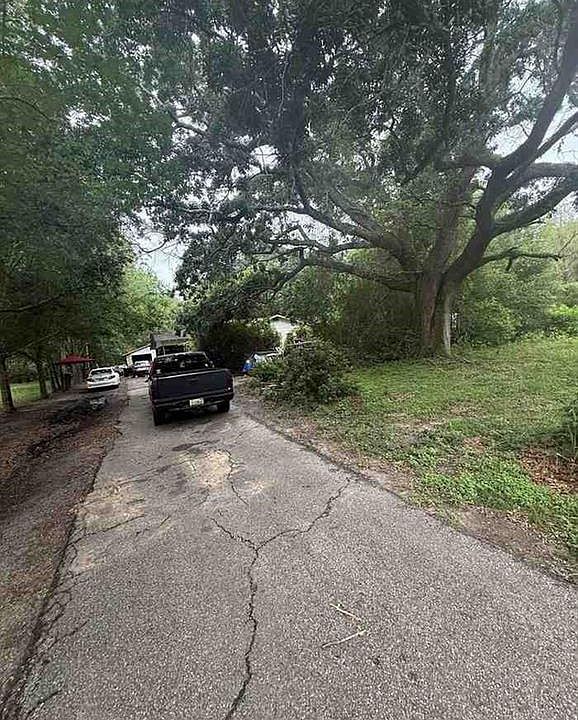 1st image of 11030 Pioneer Rd
