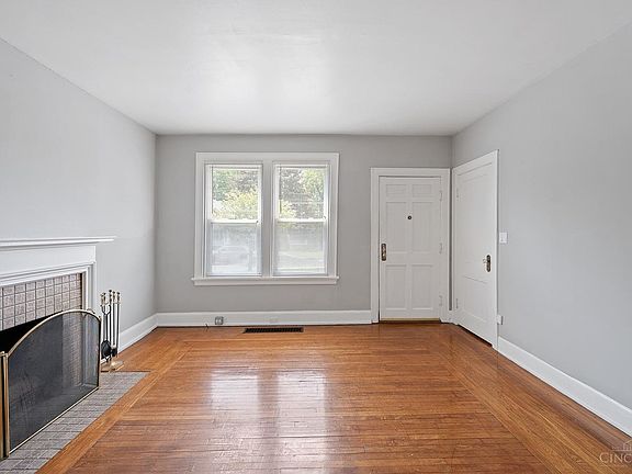 4th image of 6166 Grand Vista Ave #1