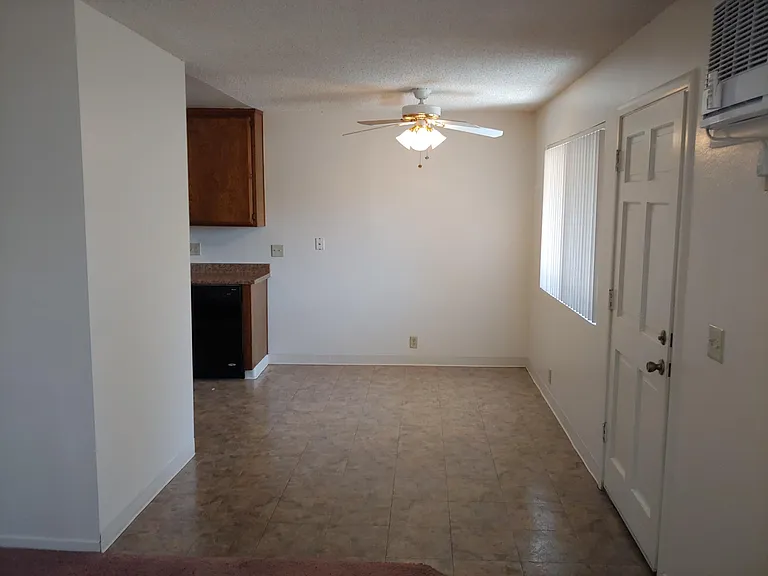 Orange Grove Apartments — Photo 7