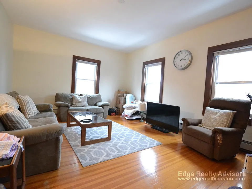 42 Lincoln St #2