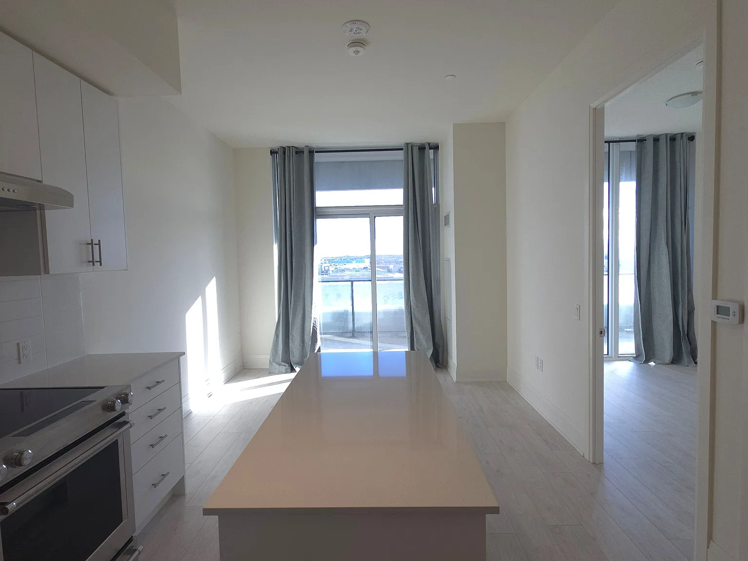 2 bed, $2,400 — Photo 3
