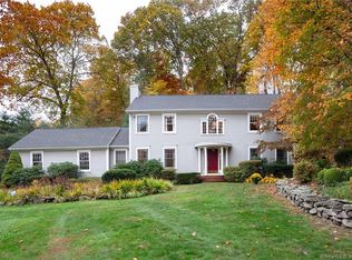 19 Fenn Rd, Middlebury, CT 06762