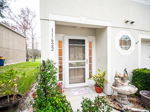 4th image of 11622 Hickory Oak Dr