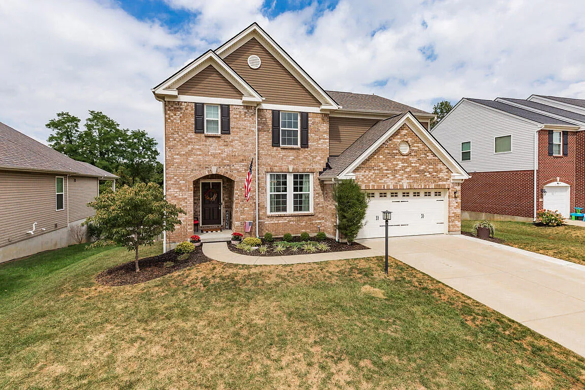 859 Lakerun Ln photo 1