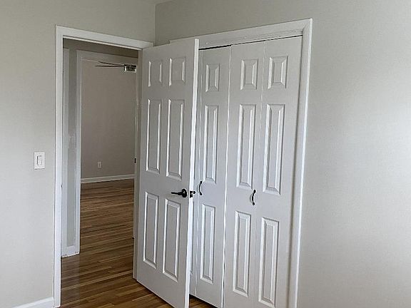 5th image of 43 Vedder Ave Floor 1