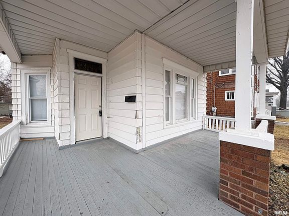 3rd image of 314 E Archer Ave