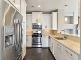 8410 Jonquil Ln N, Maple Grove, MN 55369