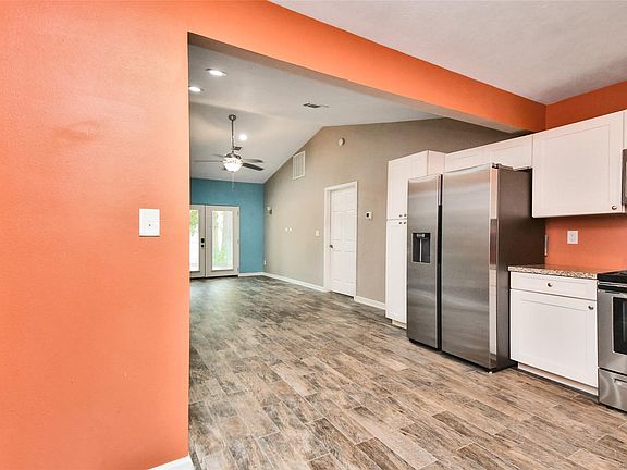 5th image of 3483 Balboa Cir