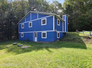 3119 Essex Rd, Tobyhanna, PA 18466
