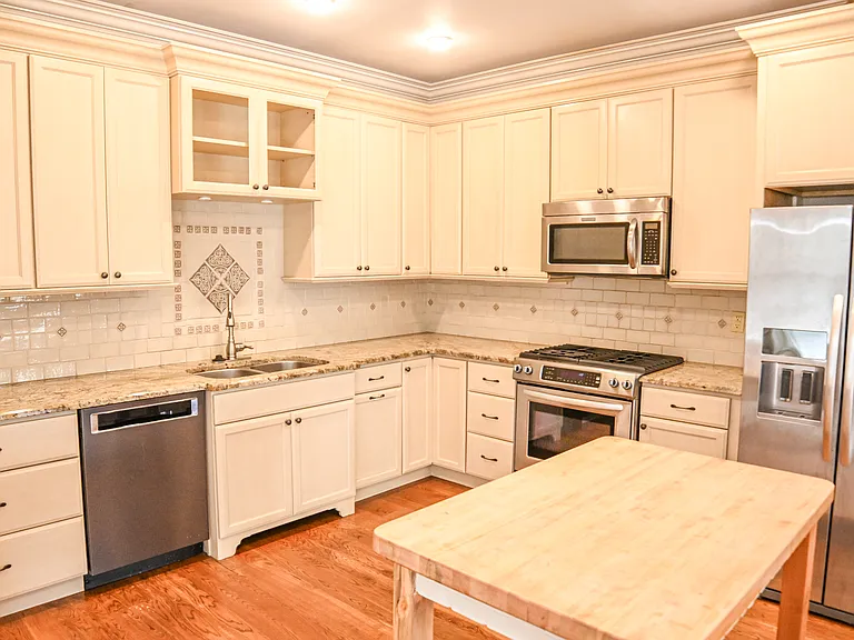 112 Barberry Rd #28 — Photo 20