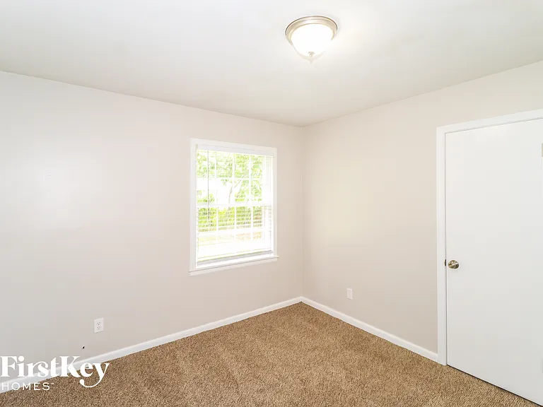 1781 Dorrie Ln — Photo 12