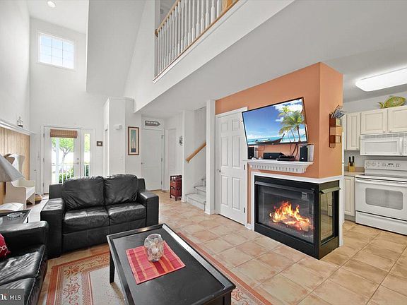 4th image of 33801 Waterside Dr #47