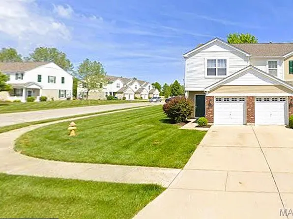 1807 Ambrose Terrace Dr, Swansea, IL 62226