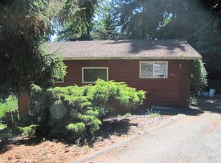 8428 221st Pl SW, Edmonds, WA 98026