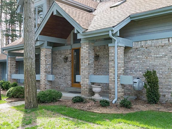 2nd image of 5805 Dunwoody Ct