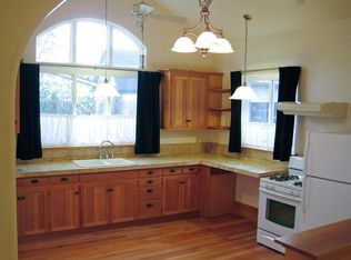 556 W 17th Ave #A, Eugene, OR