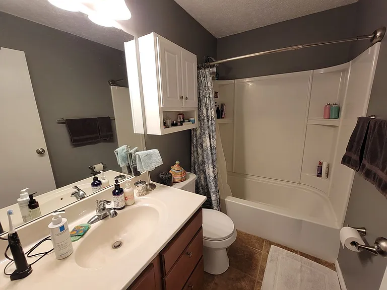 1801 Kenny Ave — Photo 10