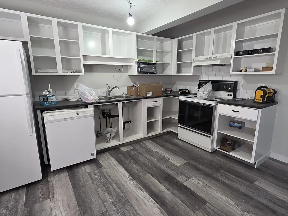 7C Glendale Blvd #7C