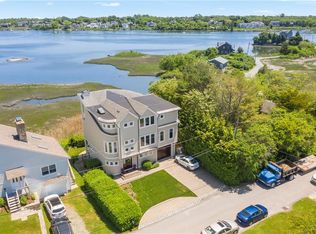 31 Goose Island Rd, Narragansett, RI 02882