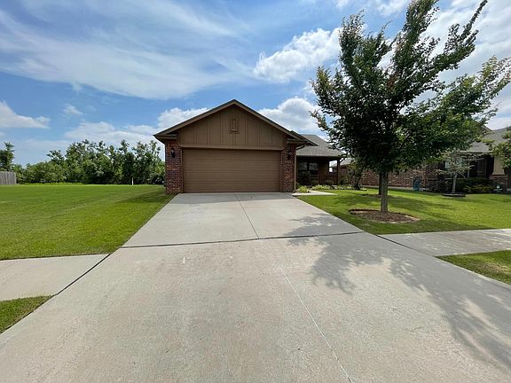 2nd image of 2728 Lerkim Ln