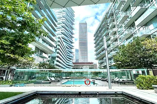 29 Queens Quay E #624 Photo 1