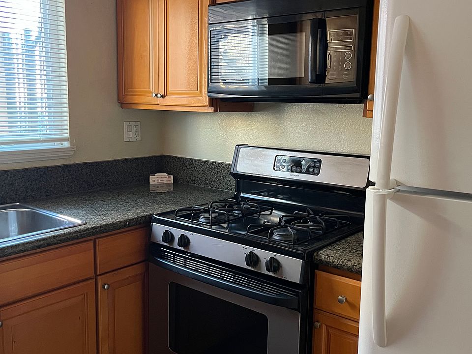 1st image of 4067 45th St Unit 104