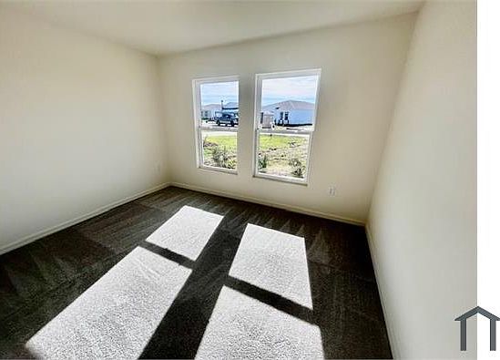 4th image of 1241 Stone Ridge Cir