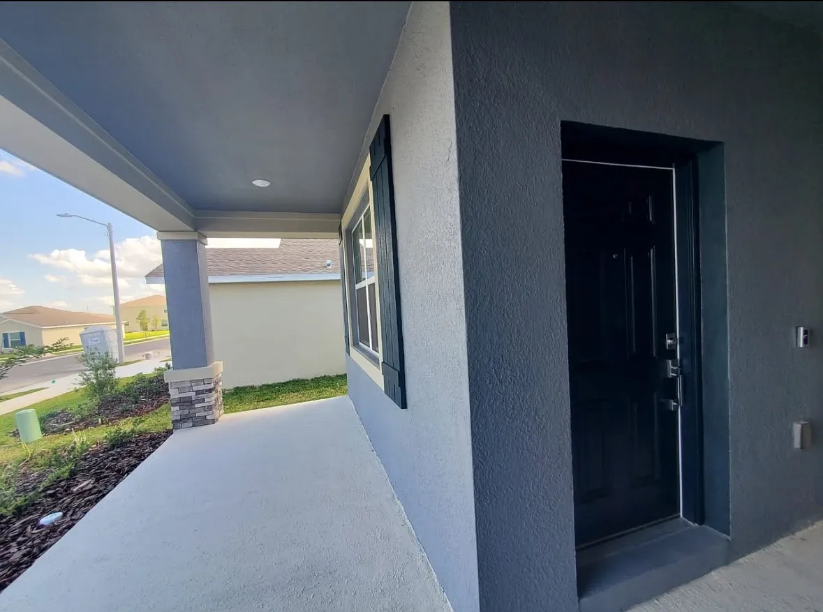 1295 Lassen St — Photo 2