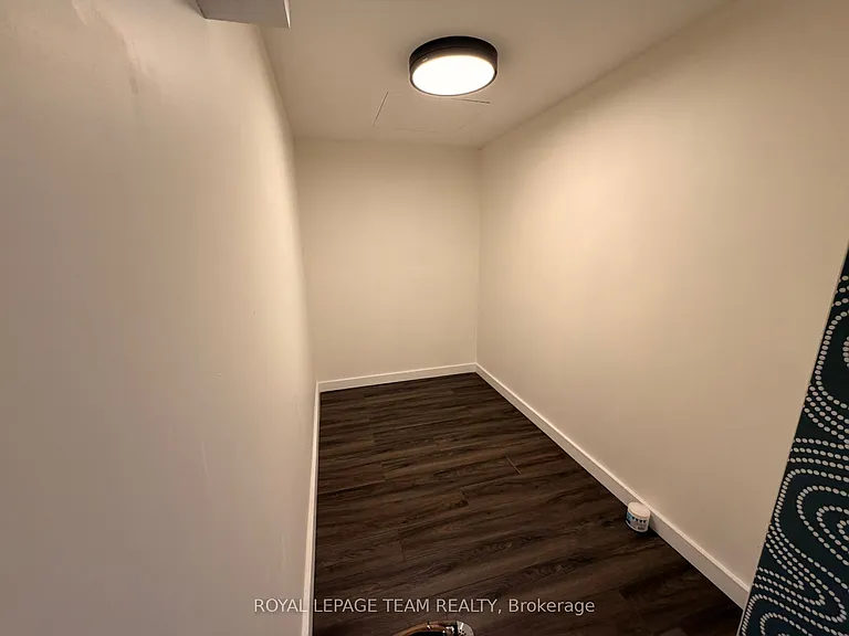 515 Saint Laurent Blvd #318 — Photo 30