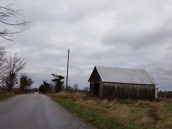5th image of 449 Township Road 1601