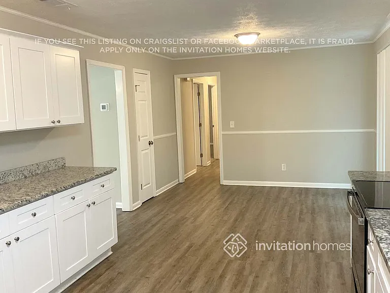 7110 Carolyn Cir — Photo 8