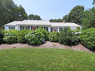 457 Prince Hinckley Rd, Centerville, MA 02632
