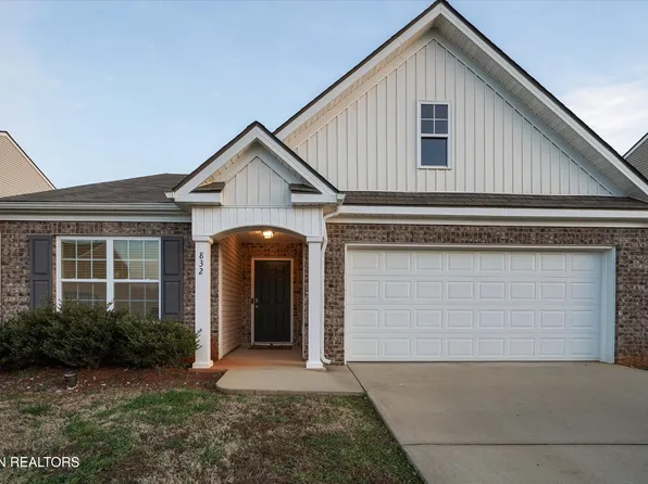 832 Old Towne Loop Dr, Seymour, TN 37865