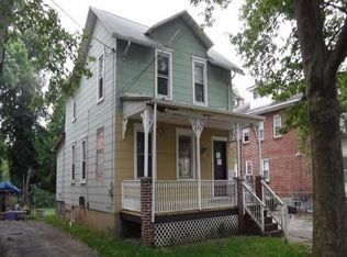 120 Evergreen Ave, Woodlynne, NJ 08107