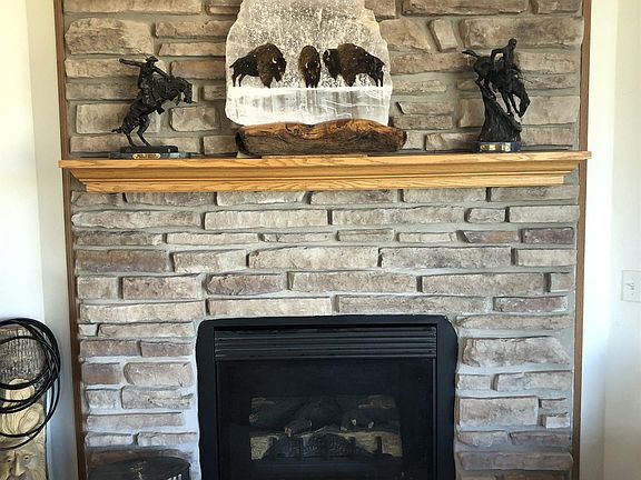 4th image of 65 Sienna Ln