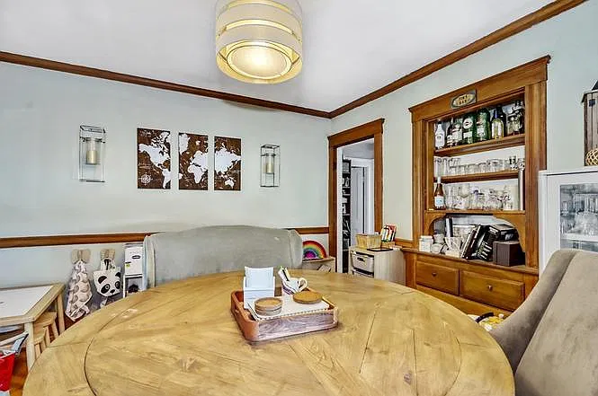 2 bed, 1200 sqft, $2,600 — Photo 3