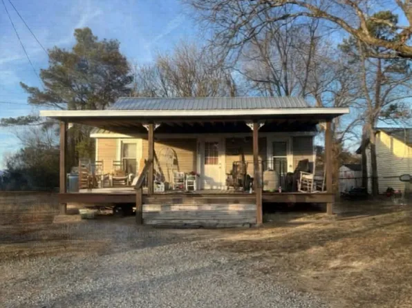 300 W Tennessee St, Collinwood, TN 38450