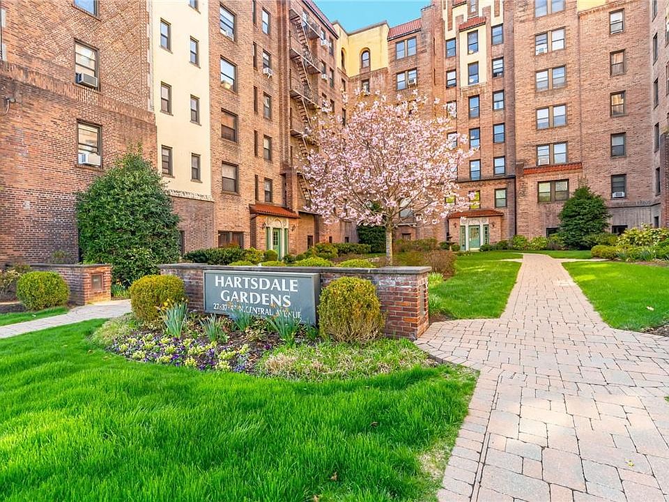 1st image of 27 N Central Avenue #4D