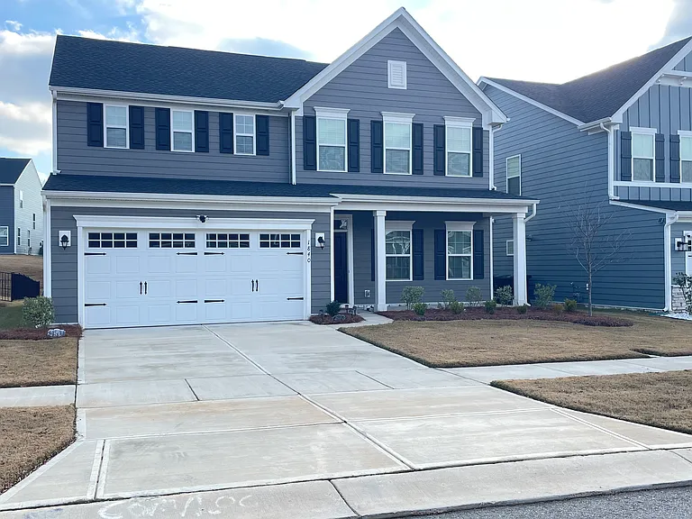 1840 Meredith Pl — Photo 2