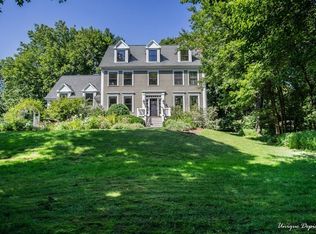 4 Dearborn Ln, Andover, MA 01810