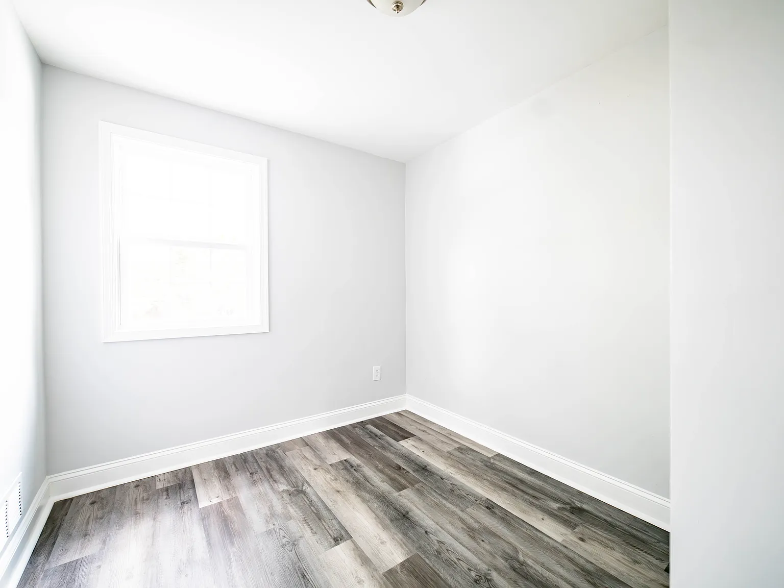 8063 Stratman Road - 1 — Photo 3