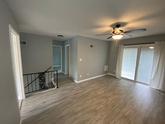 4th image of 7107 NW Berkley Dr